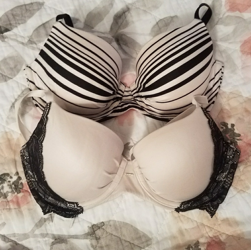 VS Bra Pair
